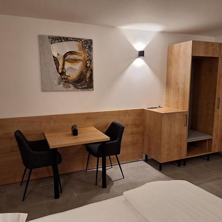Prenocisca Kralj Apartman Komenda Kültér fotó