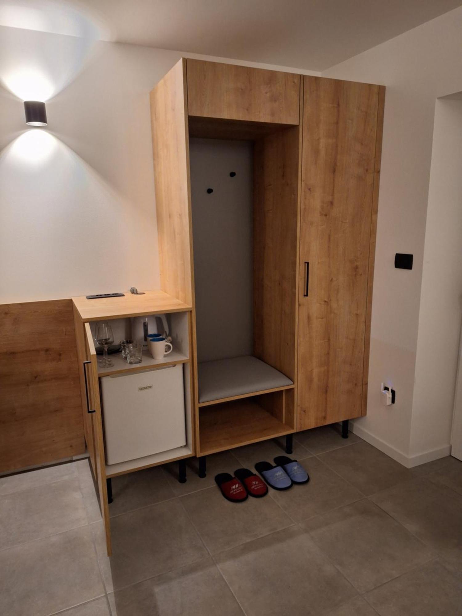 Prenocisca Kralj Apartman Komenda Kültér fotó