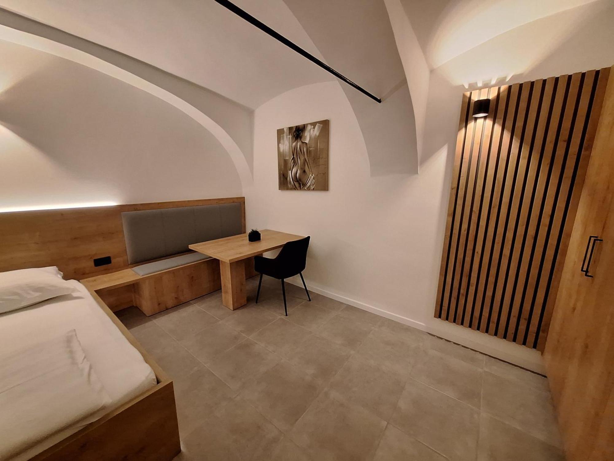 Prenocisca Kralj Apartman Komenda Kültér fotó